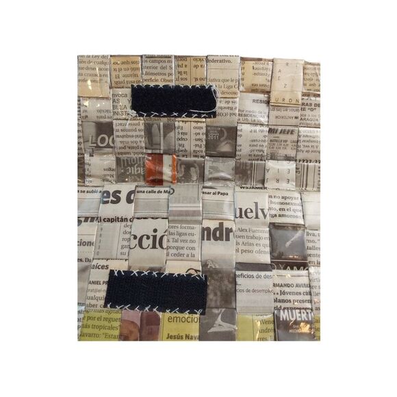 Women’s Recycled Newspaper Multicolor Art Handbag Crossbody With Chain - Picture 10 of 11